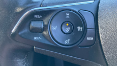 Vauxhall Grandland 1.6 Hybrid GS Line 5dr Auto Hatchback